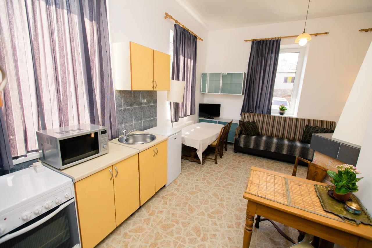 Old Town Apartments Alytus Exterior foto